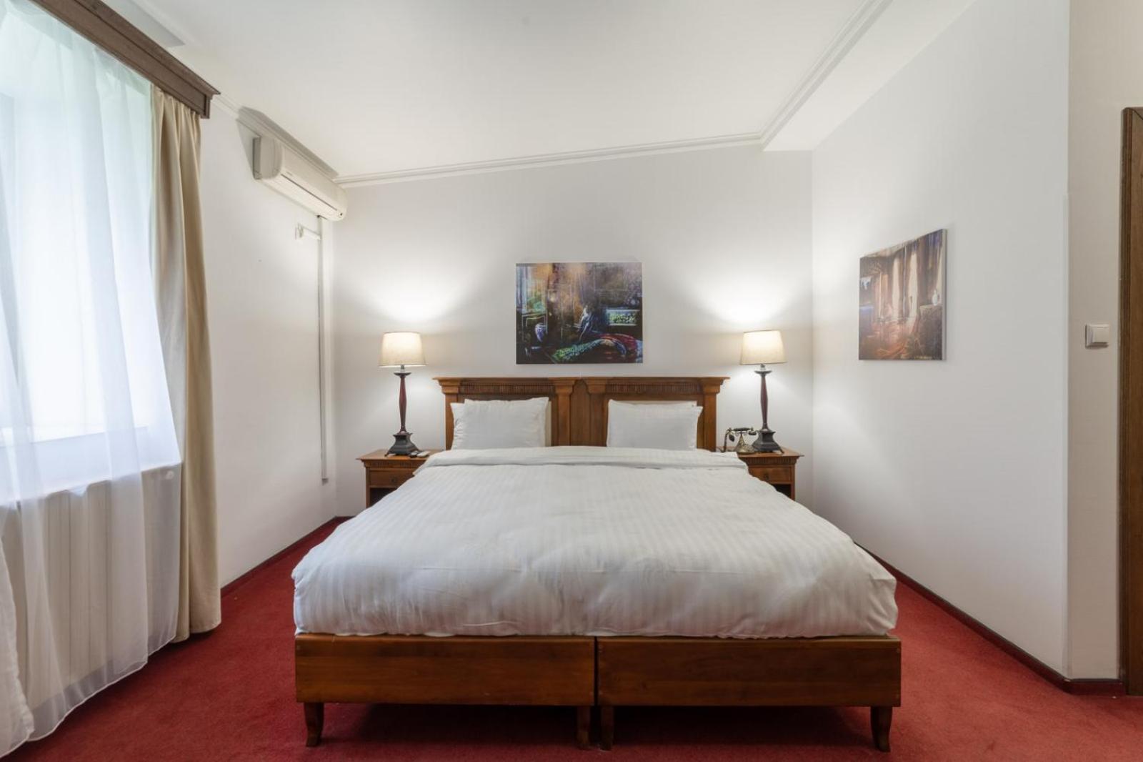 Arc De Triomphe By Citybookings Bukareszt Zewnętrze zdjęcie